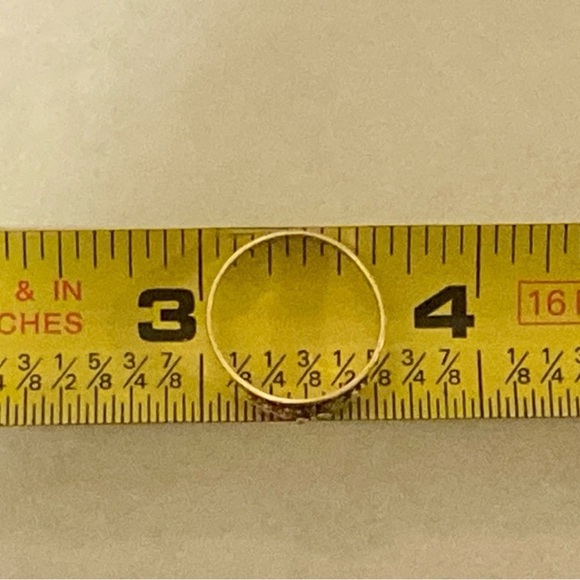 10K - 12K Black Hills Gold Pinky Ring - Good Vintage Condition. Authentic. - Picture 8 of 16